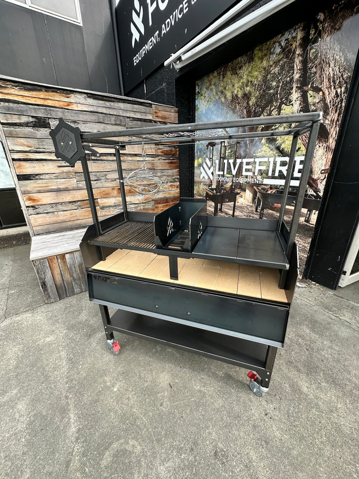 LiveFire AG1150 Solid Fuel BBQ