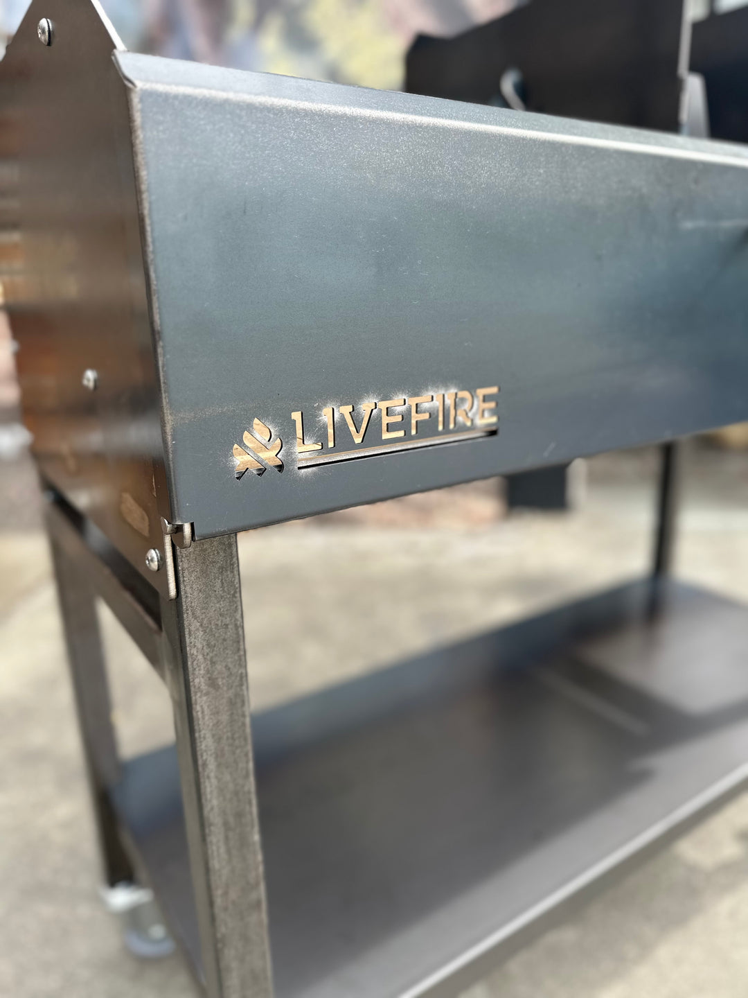 LiveFire AG1150 Solid Fuel BBQ