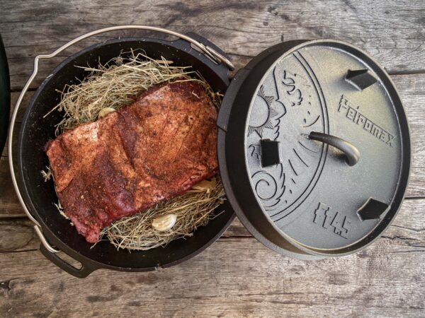 Petromax Dutch Oven with flat base
