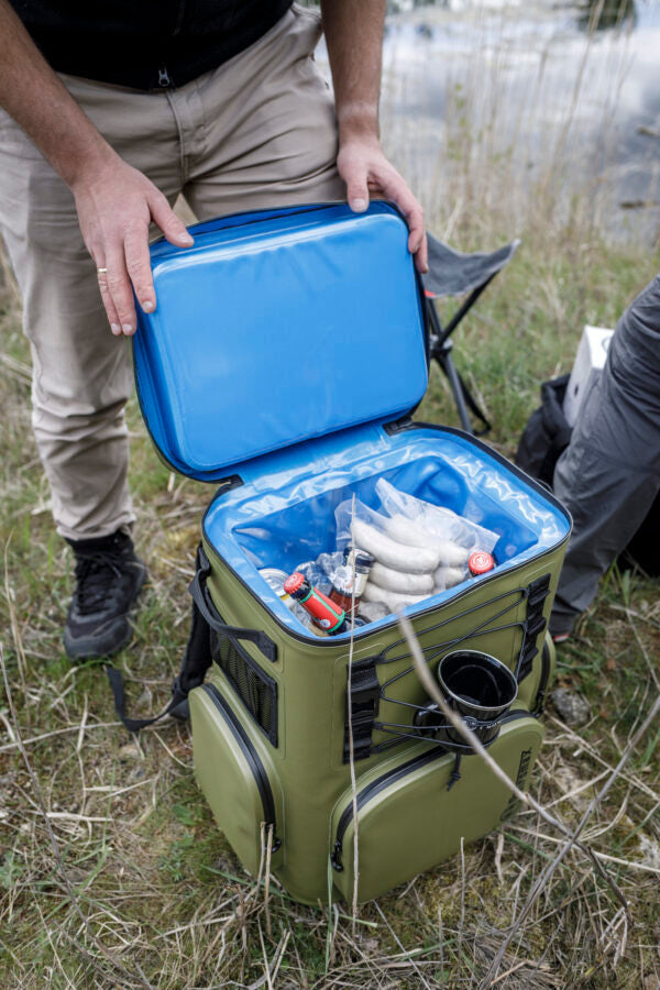 Petromax Cooler Backpack 27 Litre (olive)